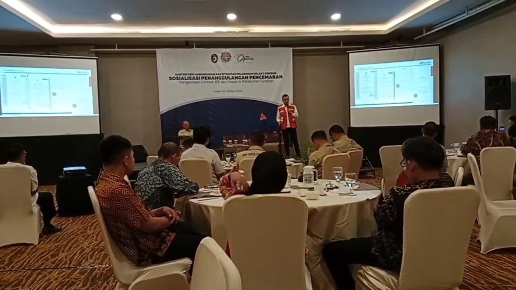 KSOP Libatkan Stakeholder Untuk Penanggulangan Pencemaran di Pelabuhan (Foto : Darfan)