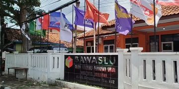 Petugas PKD diduga jadi korban persekusi cawabup saat kampanye (Foto : Darfan)