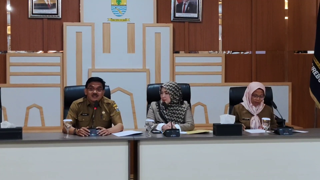 Pemkot Cirebon Lakukan Penyelidikan Terkait Keracunan Makanan (Foto : Darfan)