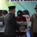 Pemda Kabupaten Majalengka Bagikan Bansos, Dan Larang Digunakan Untuk Judol (Foto : Darfan)