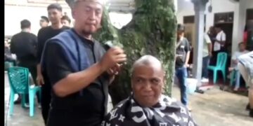 Unggul di Pilbup Majalengka, Relawan Eman-Dena Lakukan Aksi Gundul Massal