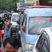 Jalur Kuningan Macet Panjang, Banyak Wisatawan Mobil Bak Terbuka, Parkir Wisata Penuh Hingga Ke Pinggir Jalan Raya