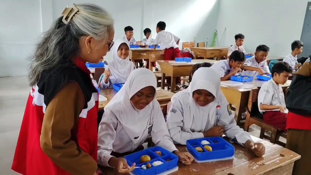 Pemerintah Kota Cirebon Siapkan Enam Ribu Paket Makan Bergizi Gratis Untuk Dibagikan