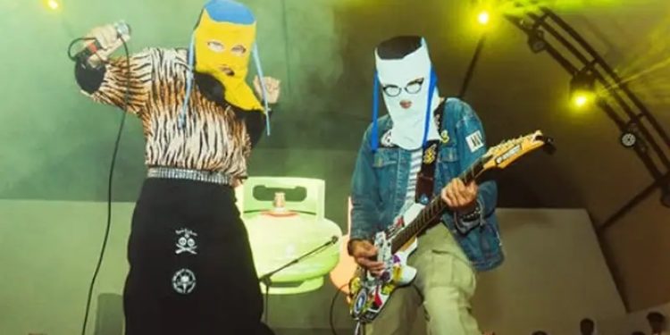 Vokalis Band Sukatani Dipecat sebagai Guru Akibat Lagu ‘Bayar Bayar Bayar’