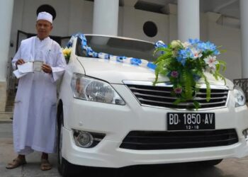 Wali Kota Bengkulu Gelar Lomba Salat Zuhur Berjamaah, Hadiah Mobil Memicu Perdebatan