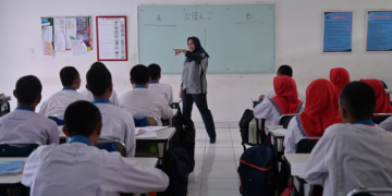 Kemendikdasmen dan Kemnaker Usulkan Masa Studi SMK Jadi 4 Tahun