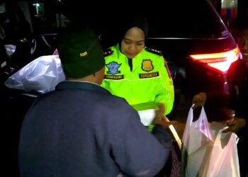 Berikan Rasa Aman Dan Nyaman Bagi Masyarakat Polresta Cirebon Gelar Patroli Sahur On The Road