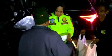 Berikan Rasa Aman Dan Nyaman Bagi Masyarakat Polresta Cirebon Gelar Patroli Sahur On The Road