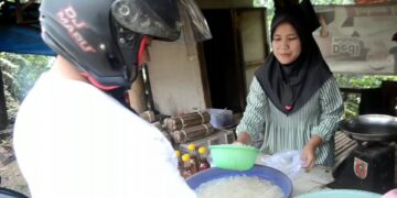 Berkah Ramadhan, Penjual Kolang Kaling Raup Keuntungan