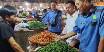 Jelang Lebaran Harga Pokok Di Pasar Tradisional Di Cirebon Naik, Harga Bawang Merah 50 Ribu Perkilogram