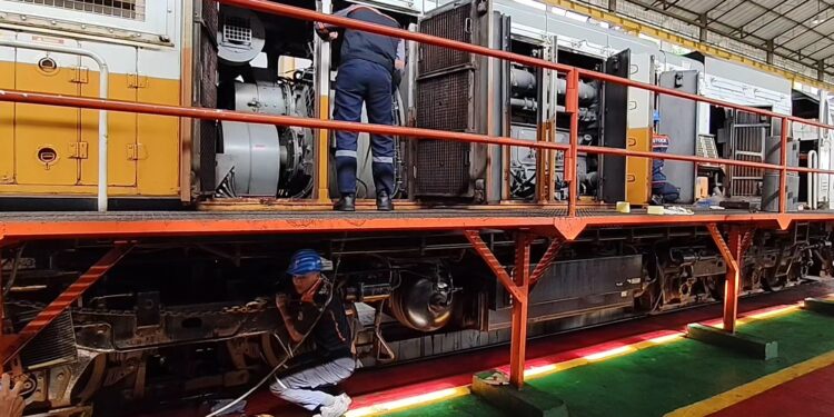 Jelang Arus Mudik, PT. KAI Daop Tiga Cirebon Siapkan Empat Belas Lokomotif