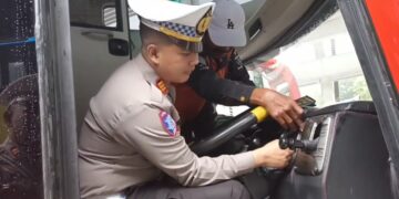 Jelang Arus Mudik Lebaran Petugas Gabungan Cek Kelayakan Bus