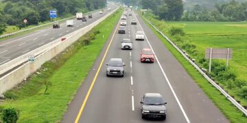Gelombang Mudik Tol Transjawa Kian Menggeliat, Mobil Pribadi Dominasi Lalin Tol