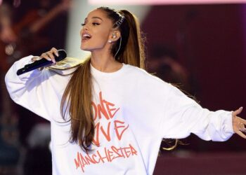 Ariana Grande Mengisyaratkan Rilis Musik Baru