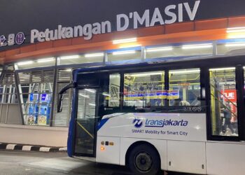 Heboh! Nama Halte TransJakarta Kini Jadi Petukangan D’MASIV, Begini Alasannya
