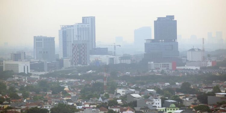 Tangerang Selatan dan Depok Catat Kualitas Udara Terburuk