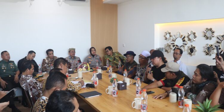 TAPD Pastikan Perbaikan Tiga Jalan di Cirebon Timur Pada Agustus 2025