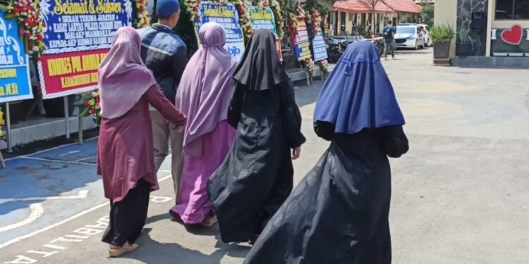 Keluarga Korban Desak Polisi Panggil Oknum Perawat, Pihak Rumah Sakit Serahkan Proses Hukum Ke Polisi