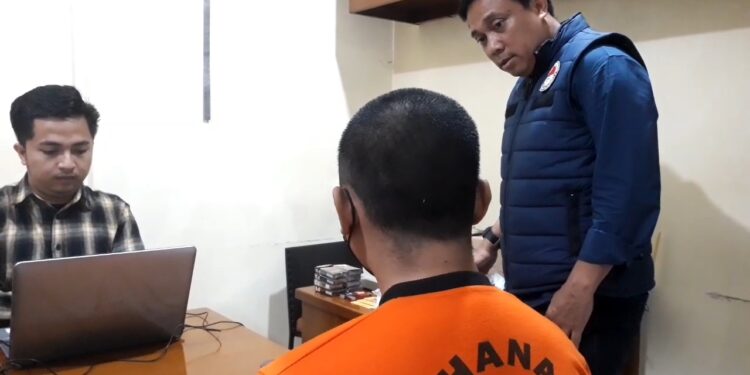 Hendak Edarkan Ganja Setengah Kilogram, Seorang Pemuda Diamankan Polisi