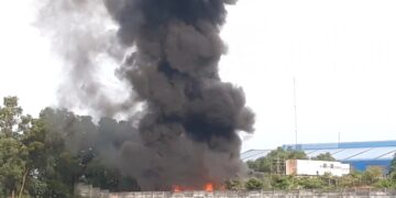 Kebakaran Lahan, Area Pabrik Bikin Heboh Warga