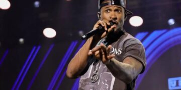 Ceri Jadi Masalah, Aksi Panggung Usher Tuai Kritik