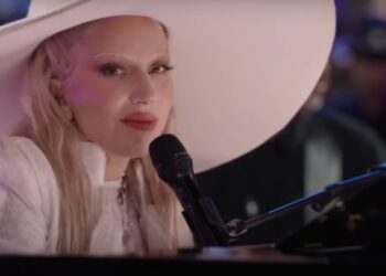 Lady Gaga Raih Sports Emmy Lewat Penampilan ‘Hold My Hand’