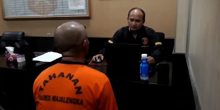 Diduga Sakit Hati Ditolak Rujuk, Seorang Warga Tega Sebarkan Adegan Video Porno Pelaku Dengan Mantan Istrinya