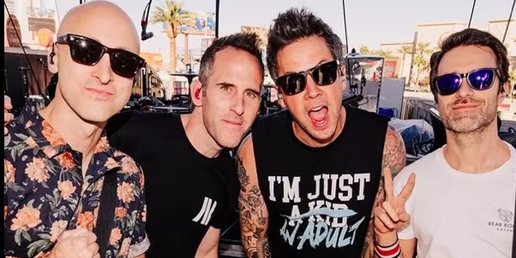 Simple Plan Luncurkan Trailer Film Dokumenter dan Soundtrack The Kids in the Crowd
