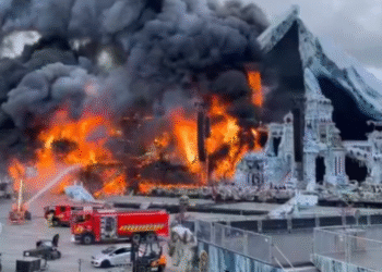 Kebakaran Hanguskan Panggung Utama Tomorrowland di Belgia