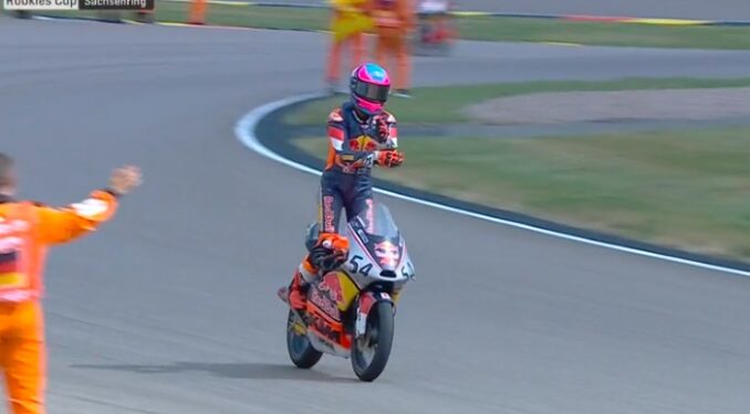 Keren! Veda Raih Podium Pertama di Sirkuit Sachsenring Jerman