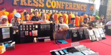 Polisi Gagalkan Peredaran Ganja Satu Kilogram Jaringan Medsos