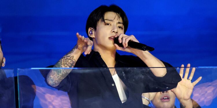 Rekor! Jungkook BTS Jadi Solois K-Pop Pertama dengan 3 MV Capai 200 Juta Views