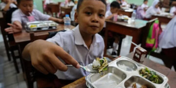 Program MBG Banyak Masalah, Komisi IX Sarankan Dikelola Langsung oleh Sekolah