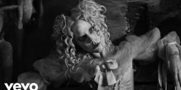 Lady Gaga Rilis Lagu ‘The Dead Dance’ untuk Soundtrack Wednesday Season 2