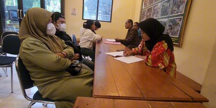 Lima Pasang Bukan Suami Istri Terjaring Razia Pekat, Satpol PP Lakukan Pendataan dan Asesmen Bersama Dinas Sosial