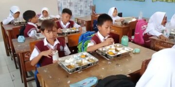 Program MBG di SDN Kedung Krisik Kota Cirebon, Penyelenggara pastikan pemenuhan gizi seimbang diberikan kepada siswa