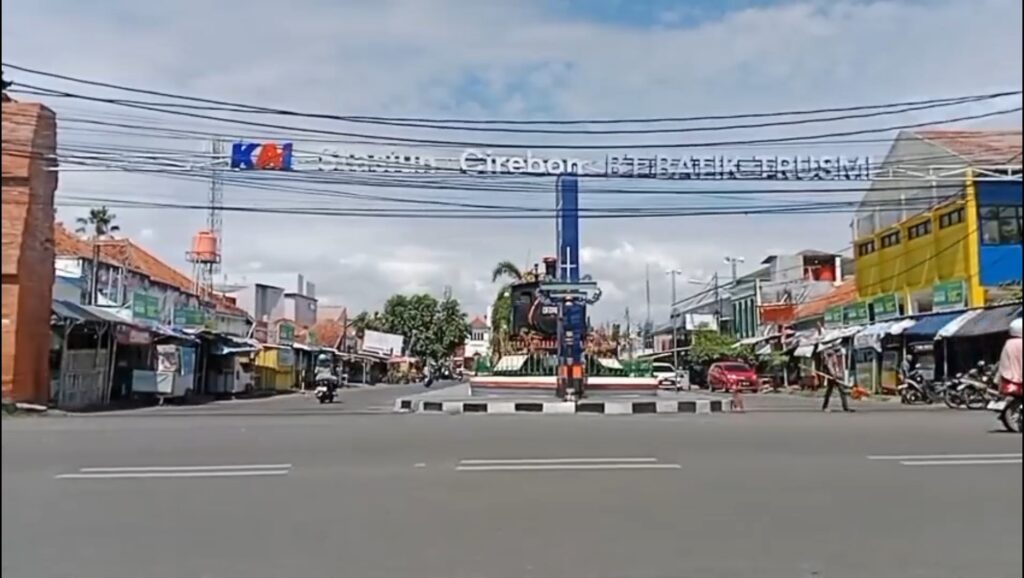 Jelang Peresmian Dibatalkan, Owner Batik Trusmi Kecewa atas Kerja Sama “Naming Rights” Stasiun Cirebon dengan PT KAI
