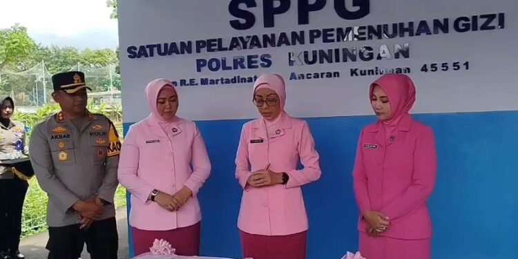 Ibu Kapolda Jabar Resmikan SPPG Polres Kuningan