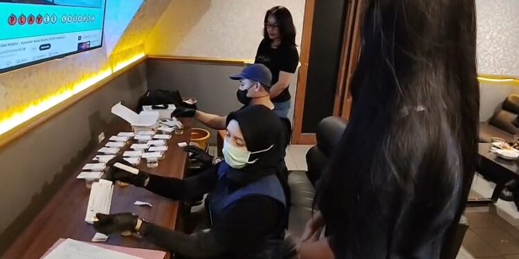 Petugas BNN Gelar Razia di Sejumlah Tempat Penginapan dan Tempat Hiburan, Temukan Penghuni Positif Obat Terlarang