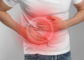 Waspada! Kebiasaan Tidak Mengunyah Makanan dengan Baik Dapat Picu Usus Buntu