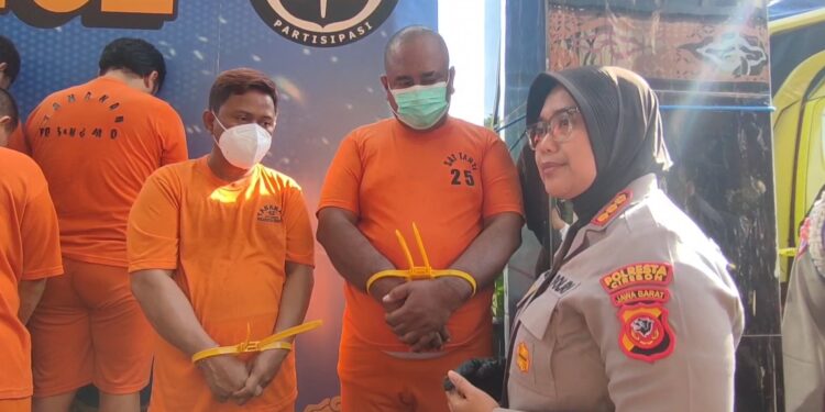 Bongkar praktik penyalahgunaan solar subsidi, polisi amankan dua tersangka