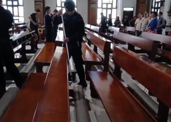 Sterilisasi Gegana Warnai Pengamanan 46 Gereja di Cirebon Jelang Natal 2025