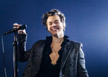 Harry Styles Resmi Merilis Video Konser “Forever, Forever” Love On Tour