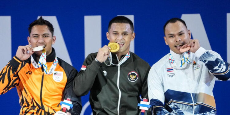 Hebat! Rizki Juniansyah Pecahkan Rekor Dunia di SEA Games 2025