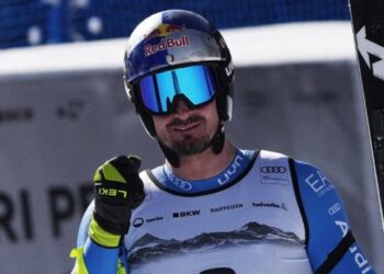 Dominik Paris, vokalis band metal yang juga atlet ski