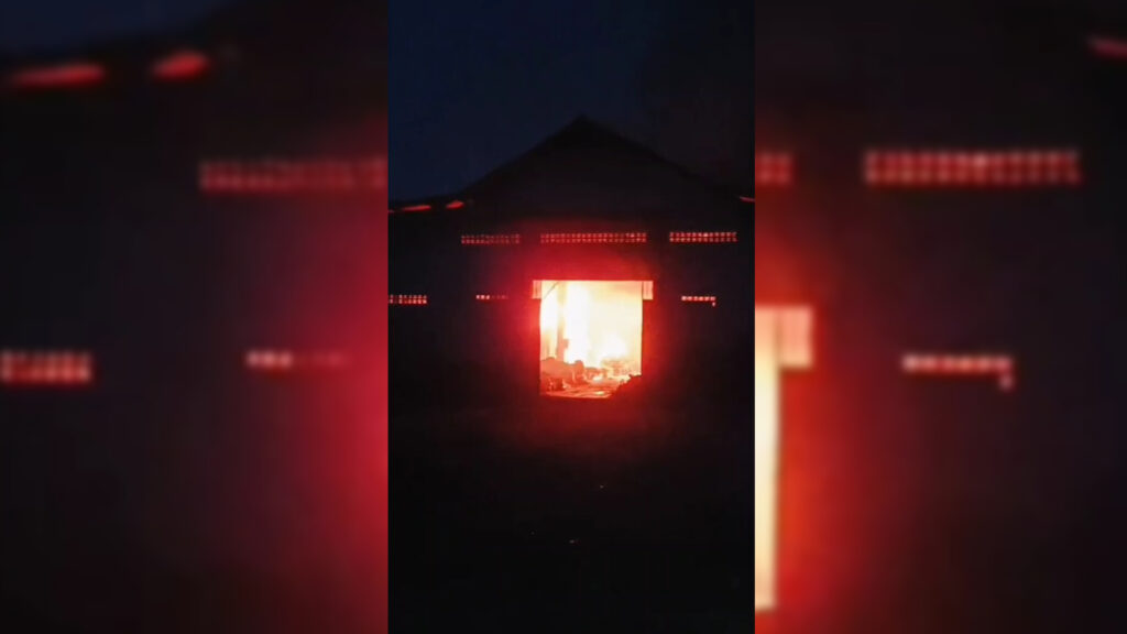 Diduga overheat oven, pabrik briket ekspor terbakar hebat
