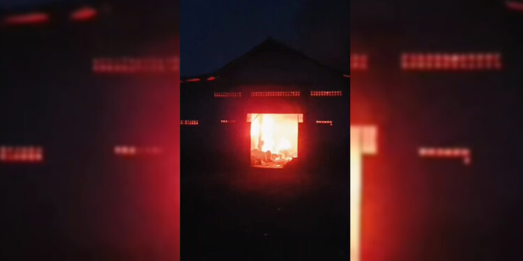 Diduga overheat oven, pabrik briket ekspor terbakar hebat