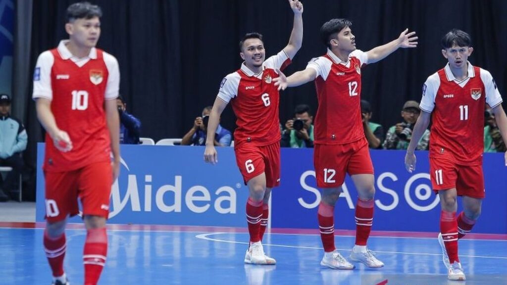 Timnas Futsal Indonesia berhasil menunjukkan performa gemilang dengan mengalahkan Jepang 5-3 di semifinal, memastikan tempat di final Piala Asia Futsal 2026.