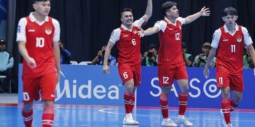 Timnas Futsal Indonesia berhasil menunjukkan performa gemilang dengan mengalahkan Jepang 5-3 di semifinal, memastikan tempat di final Piala Asia Futsal 2026.