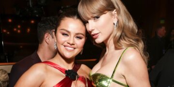 Selena Gomez Ungkap Lagu “Dorothea” Milik Taylor Swift Ditulis Tentang Dirinya